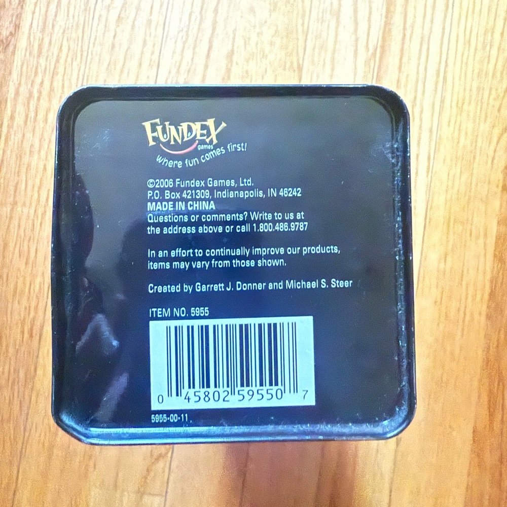 Rare Tower of Trivia Game Tin - Red - Picture 6 of 6